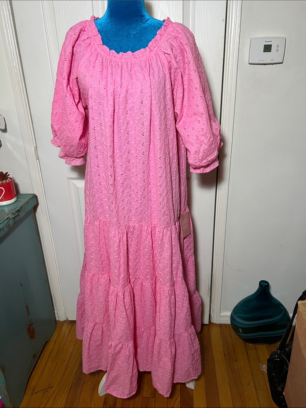 NWT Ivy City Gigi Pink Puff Sleeve Eyelit Maxi Dress Women’s Small